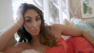 Stepsons dick is always available for stepmom