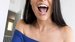 Hey, stepmom Lauren Phillips, want your horny stepson’s special gift?