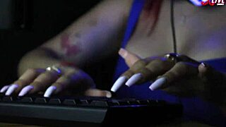 Community Manager Alice Relaxes Us with ASMR Keyboard Sounds