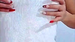 Colombian Milf's Double Penetration with Cucumber Anal