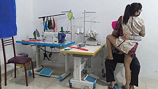 哇，看这个缝纫车间里的激烈诱惑！好热！🔥