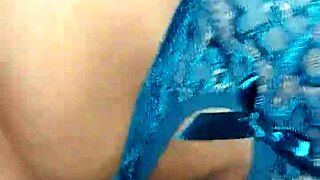 Hey, check out this latina milf masturbating her pussy! 😏