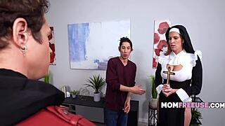 Hey guys, ever fantasized about freeuse with a cougar nun like Annie King?