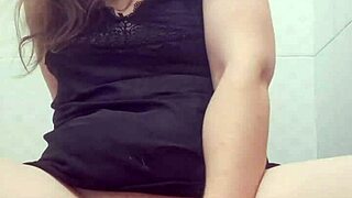 Big ass solo girl pounds huge dildo till she squirts in bathroom