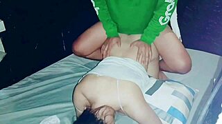 Asian chubby pregnant mom shares her daily life