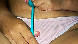 这个拉丁妻子湿了准备好了吗？