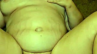 Wow, Watch This Hot Thick Milf Get Foot Fucked!