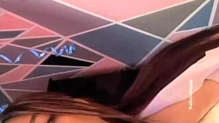 大学生用假鸡巴爽翻天