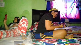 I Masturbate My Big Pussy