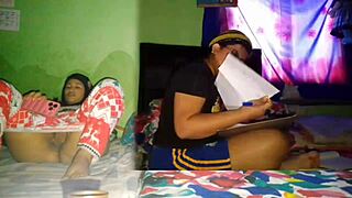 I Masturbate My Big Pussy