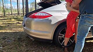 Caught Fucking in Forest with Intense Outdoor Action and Quickie