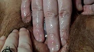 Whoa, check this hairy bbw fisting her pussy at home! 😲