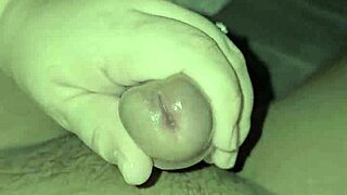 Pinay lover gives sloppy blowjob to daddy in bedroom casting