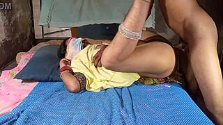 Indian Desi Girl in Steamy Step Sister Sex Video