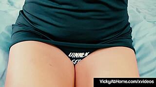 Hot Cougar Vicky Vette Deepthroats Hard Dick Before Draining It