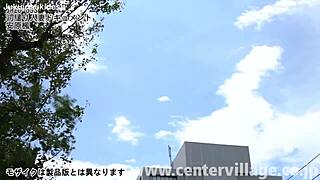 日本妻子Kaede Yasuhara在首次拍摄纪录片中