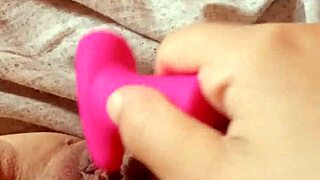 Milf Opens Pussy Wide for Hardcore Action