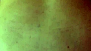 chubby milf keeps going until climax