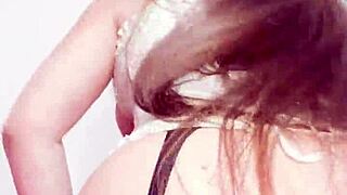 madrastra anal puta masturbates with stepson