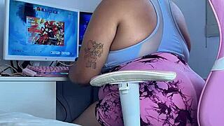 Gaming session goes wrong with an embarrassing curvy Latina moment