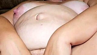 i love watching preggo milf cum hard