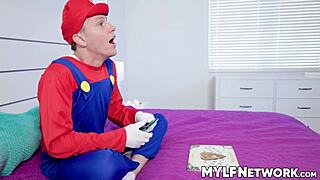 Sophia Loves Halloween Spooky Date With Enthusiastic 18+ Fun