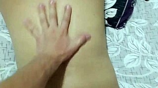 My stepsister asked for a massage on her big round ass, promising a blowjob