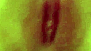 walking sex milf fists her ass and enjoys