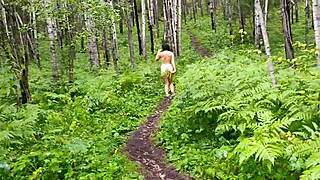 milf strips outdoors aiming for the ultimate tease goal.