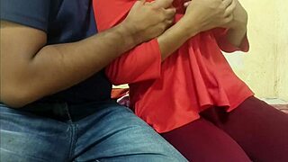 Beautiful Indian Stepmom Unplanned Sex With Stepson!