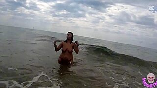 Watch Spanish milf suck monster cock on public beach?