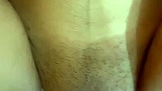 Bua Ki Ladki Ko Roz Chodta Hoon Garmiyon Mein!