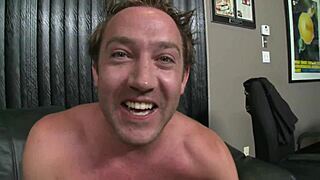 i love how mellanie monroe uses her big boobs to seduce men