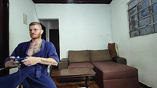 QUE JOGAR VIDEO GAME OQUE VEM COMER MINHA BUCETA WITH MONSTER COCK MASTURBATION!