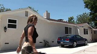 Fucking curvy blonde mom with shaved pussy and anal.