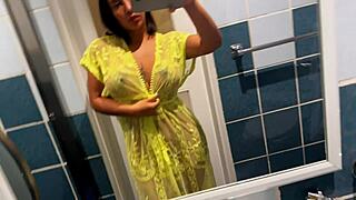 Hot milf Leyne Rodriguez masturbates her tight pussy 😍