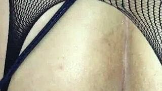 La Mama De Mi Mejor Amigo Me Esperaba Caliente