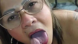 La Mama De Mi Mejor Amigo Me Esperaba Caliente