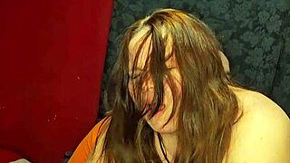 在我的手上猛射强烈高潮