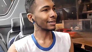 Fugiu da escola para foder