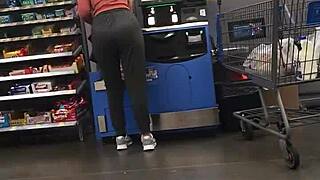 Blonde Milf Shows Off Nice Ass in Spandex