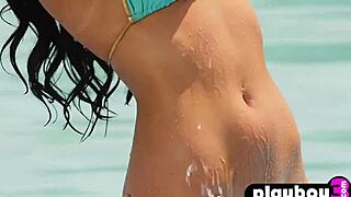 gorgeous big natural tits milf ashleigh hannah presents stunning body