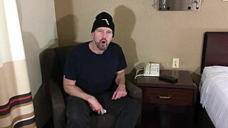 Alien babe fucks hung dude