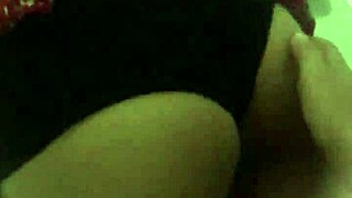 Indian Mature Neighbor Lifts Skirt, Shows Big Ass, Then Gets Fucked By Colombian Mexican Latina In Homemade Scene.