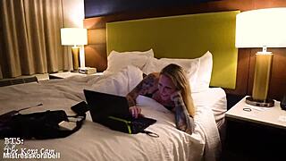 Milf couple reunites in hotel for doggystyle.