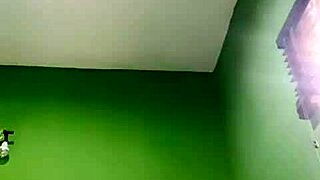 Horny Mature Decides to Play with Her Pussy for First Time