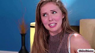 Kristen passionately kisses and eats her stepmom's ass!