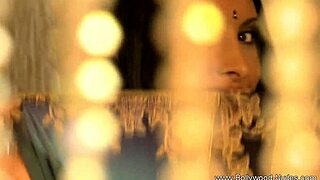 Indian Babe Loves Being Naked