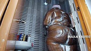 Shower Time With Fat Onion Booty Milf Mara Exotic