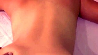 me dijo que solo la puntita pero cambio de opinion al verme la verga